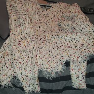 🎀SUPER Cute Distressed Confetti Sweater🎀